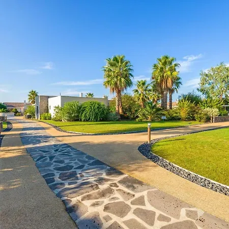 Apartamento 2 Bedroom Apartment For 8